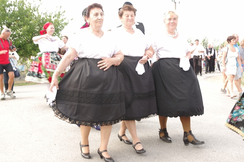 LEVI2564 (Medium).JPG